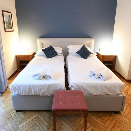 Hotel Cavour Rapallo Kültér fotó