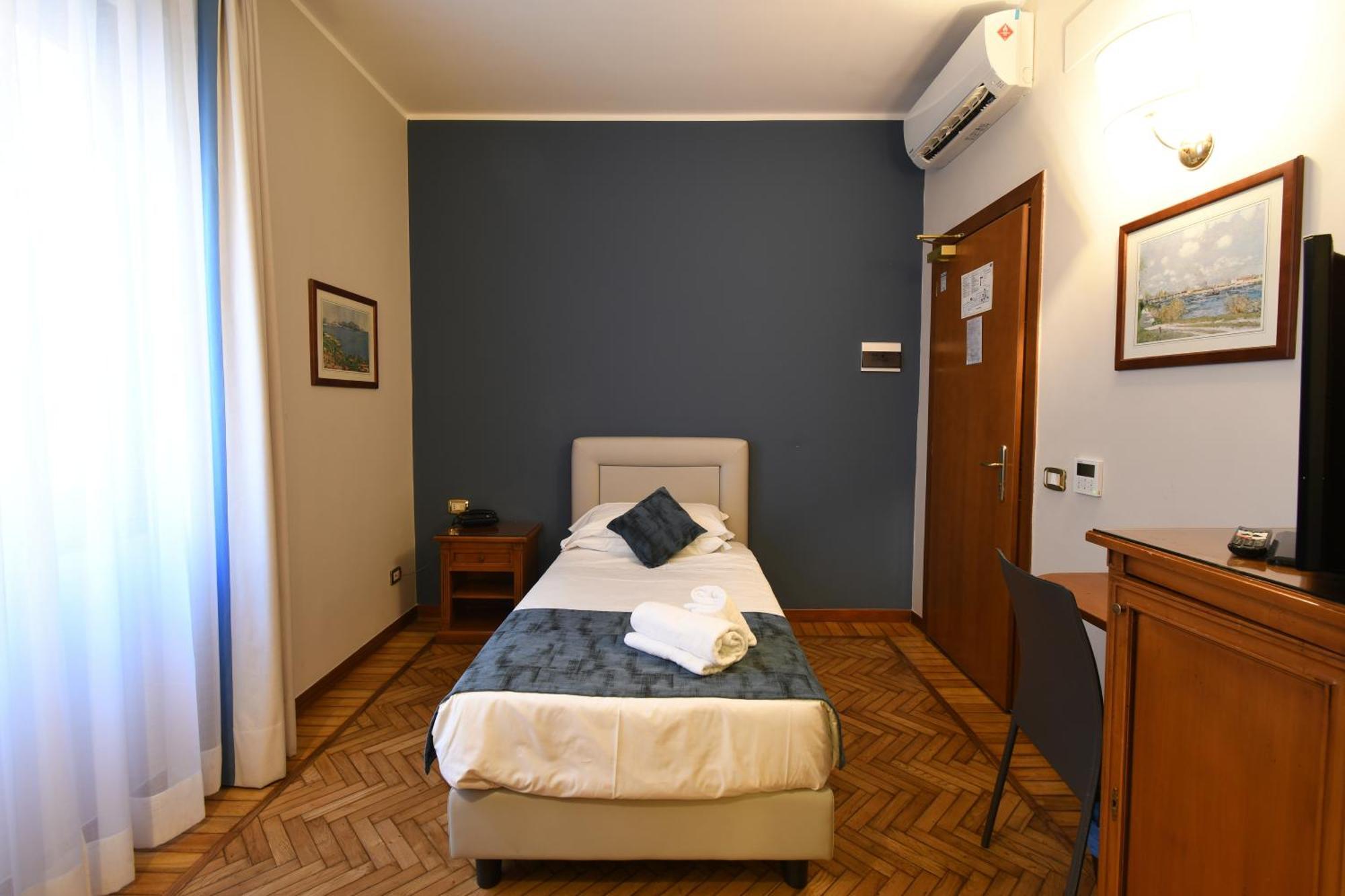 Hotel Cavour Rapallo Kültér fotó