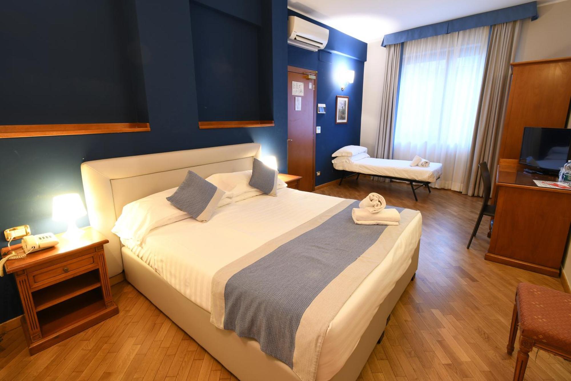 Hotel Cavour Rapallo Kültér fotó