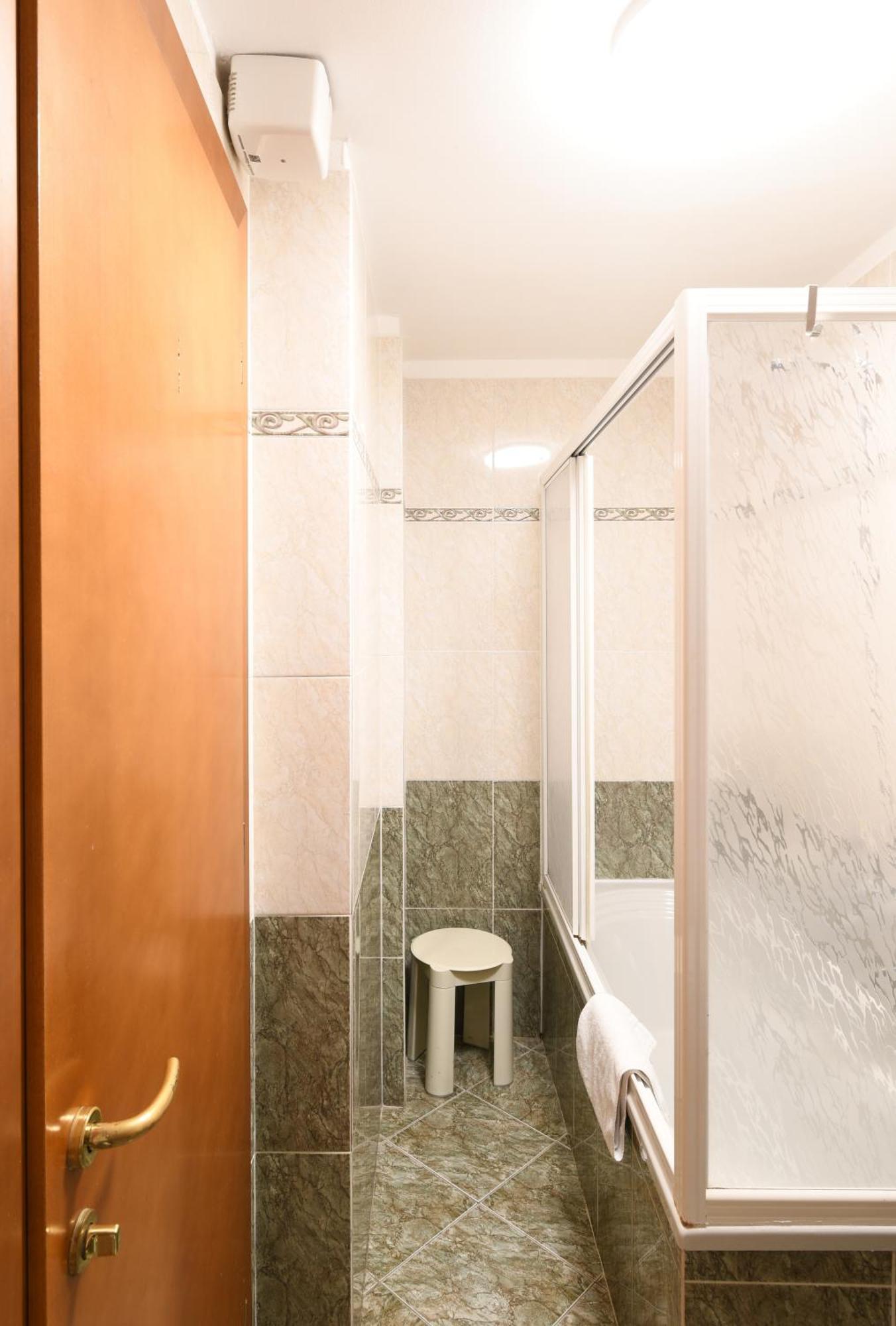 Hotel Cavour Rapallo Kültér fotó
