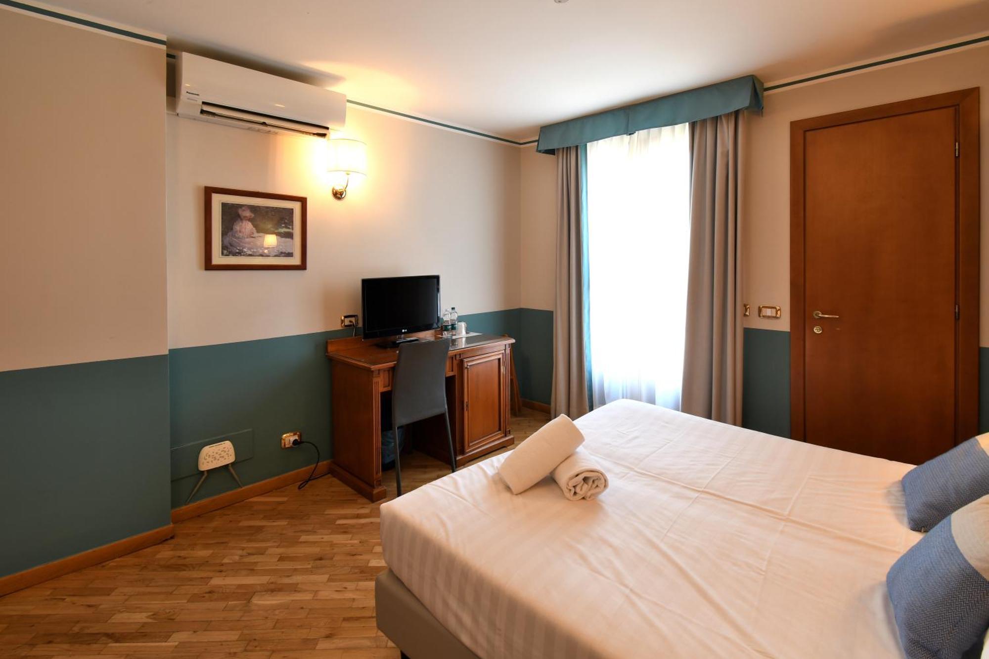 Hotel Cavour Rapallo Kültér fotó