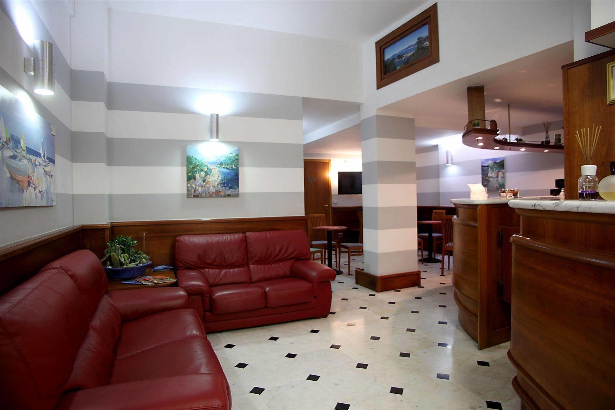 Hotel Cavour Rapallo Kültér fotó