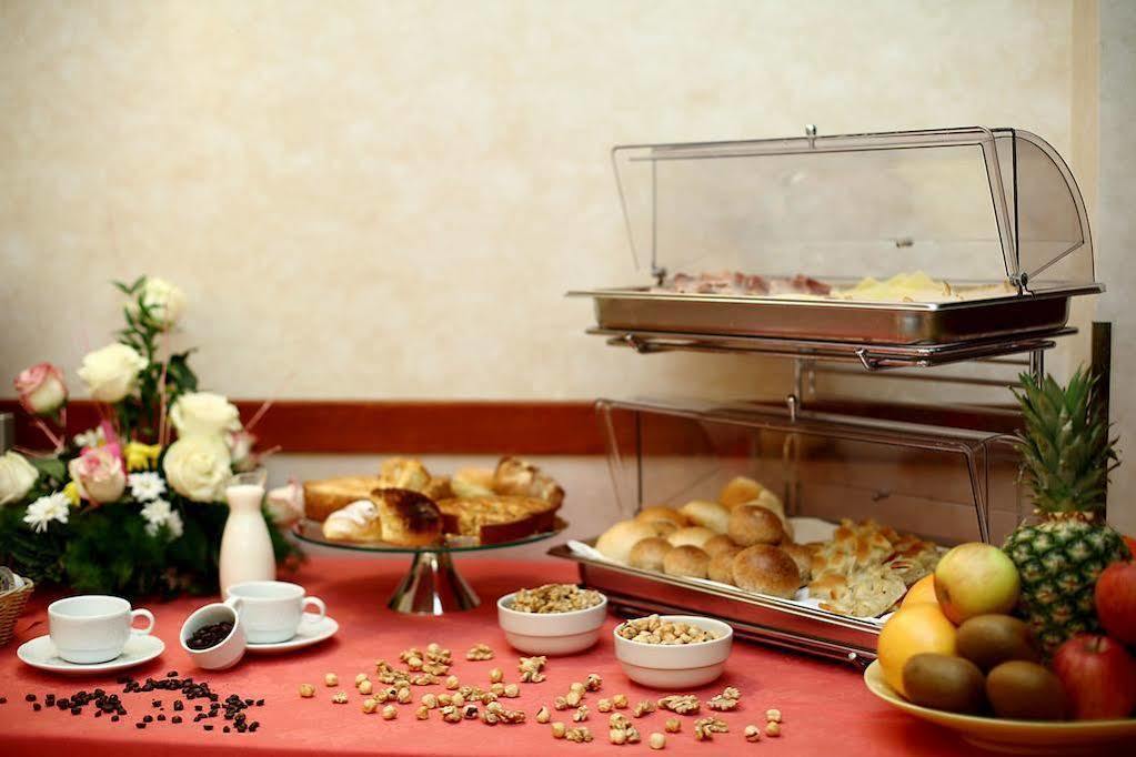 Hotel Cavour Rapallo Kültér fotó
